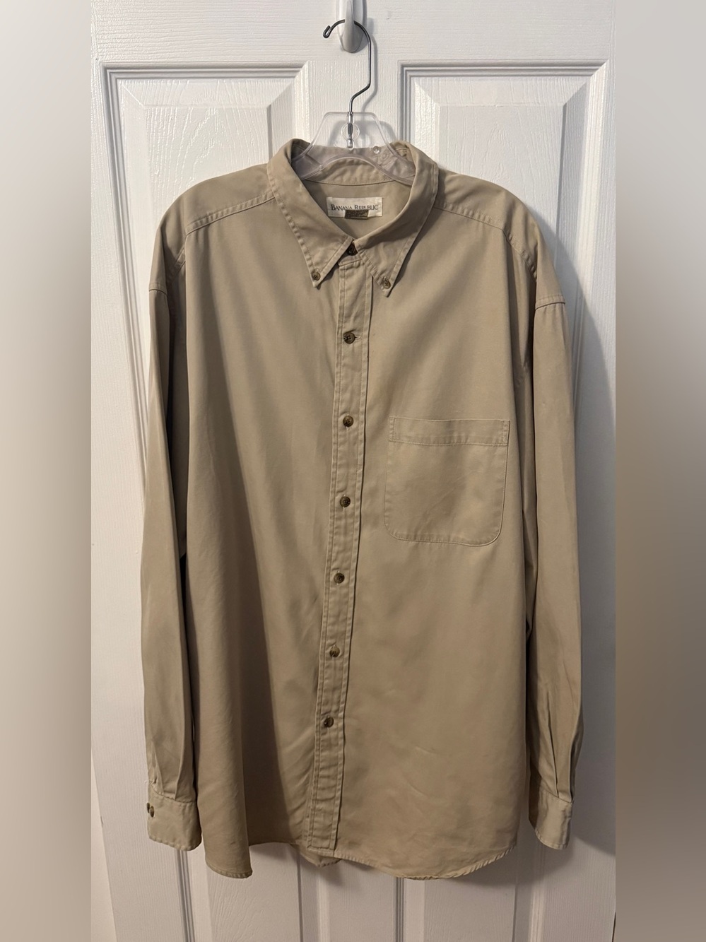 Banana Republic Men's Button-Down Shirt in Khaki Tan